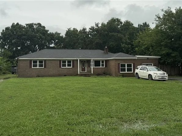 2323 Herring Ditch Rd, Chesapeake, VA 23323
