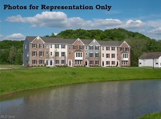 1157 Bean Ln, Akron, OH 44313