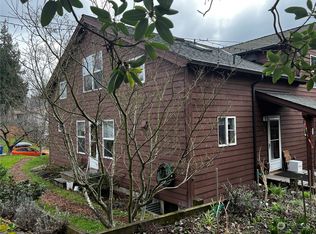 7020 18th Ave SW UNIT G17, Seattle, WA 98106