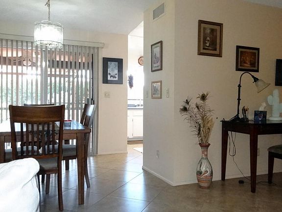 4th image of 161 E Los Mangos