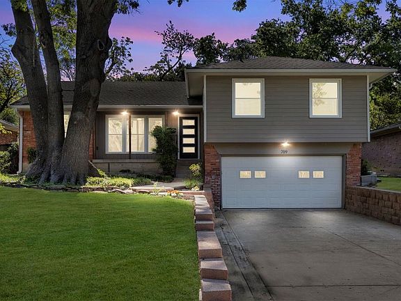 3rd image of 709 S Weatherred Dr