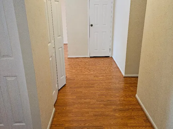 200 Winding Way #J-17, Downingtown, PA 19335