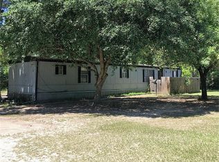 100 Lake Rd, Huntsville, TX 77320