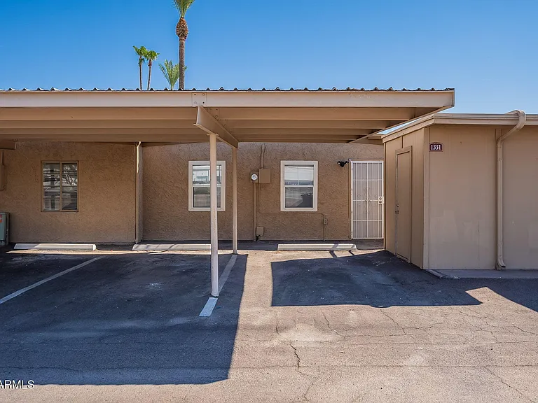 1331 E Pierson St — Photo 26