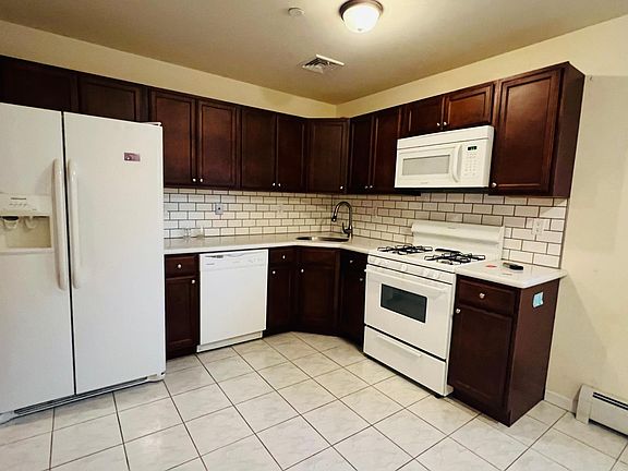 3rd image of 163 Burke Ave #1F