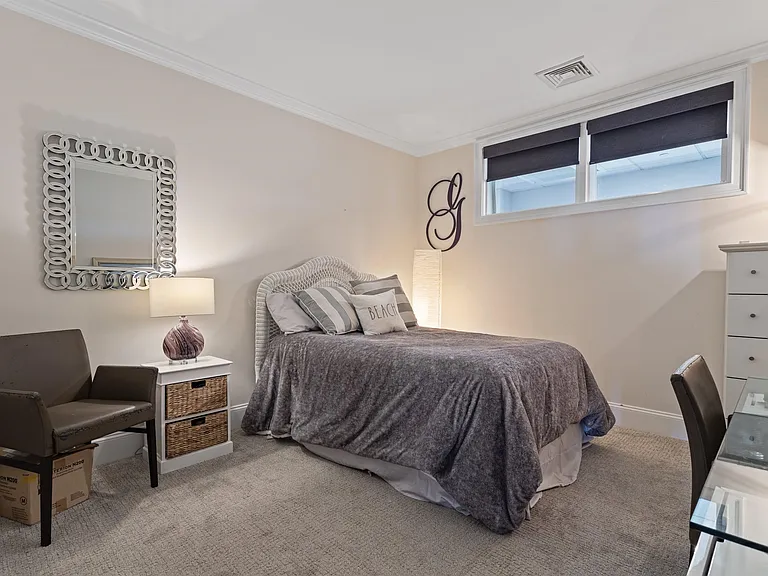 535 Ocean Blvd #403 — Photo 28
