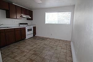 2nd image of 1345 Paul St