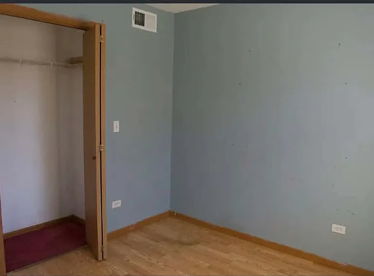 2921 Gilboa Ave — Photo 2