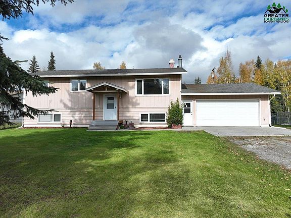 2nd image of 2055 Bridgewater Dr