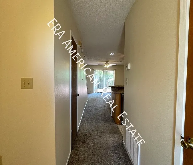 419 Hollywood Blvd NW #B — Photo 2