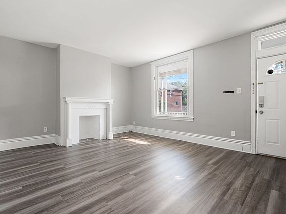 3rd image of 362 Republic St