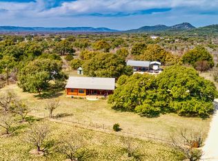 569 Kahn Rd, Rio Frio, TX 78879
