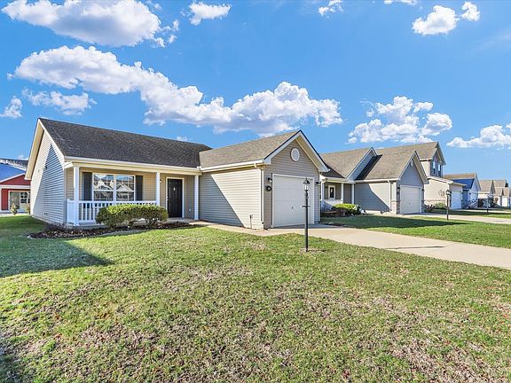 2nd image of 409 Luria Ln
