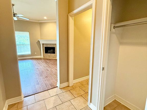 3rd image of 8340 Stonebridge Way