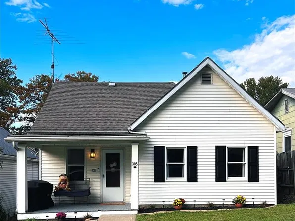 305 N 14th St, Atchison, KS 66002