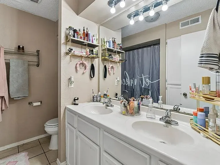 3108 Gwendolyn Ln — Photo 6