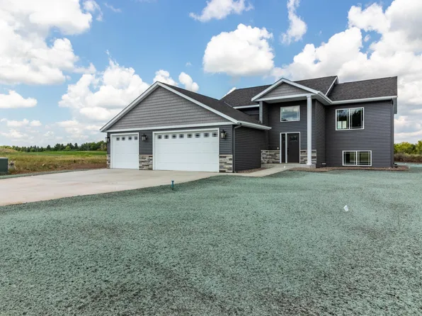309 10th St S, Sartell, MN 56377