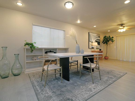 2nd image of 260 N Evelyn Circle