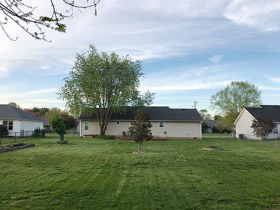 3rd image of 333 Veterans Ave