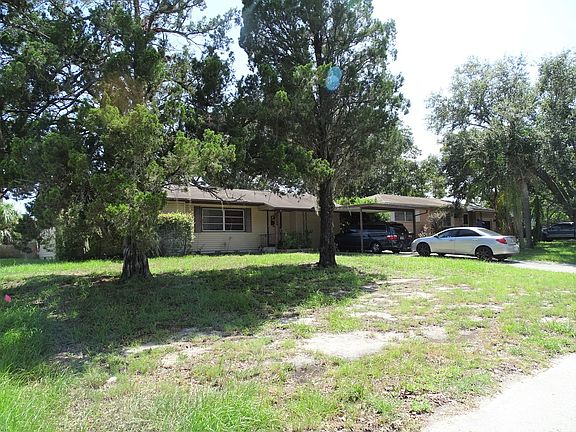 4th image of 2120 57th Ave N