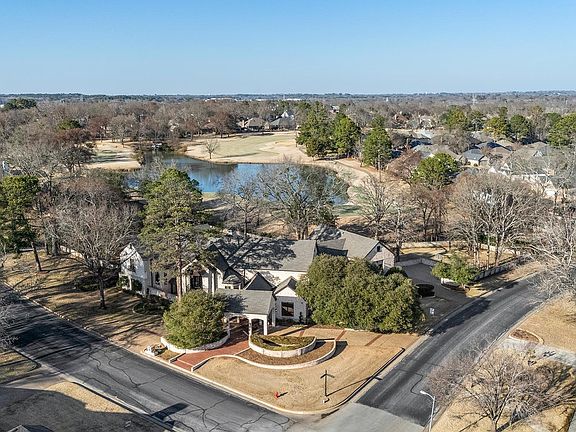 3rd image of 7104 Gleneagles Dr