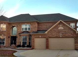 5413 Swan Cir, Hoffman Estates, IL 60192