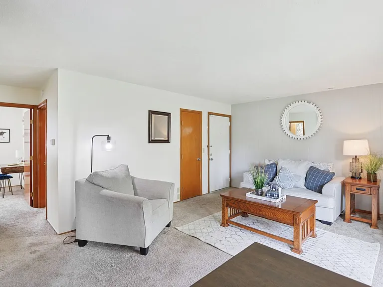 Fountain Park Apartments | Specials Available — Photo 50