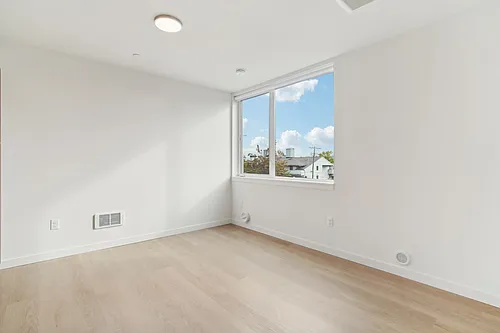 Floor plan 303