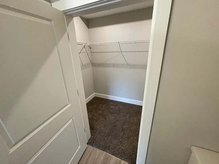 Preston Valley Apartments — Photo 15