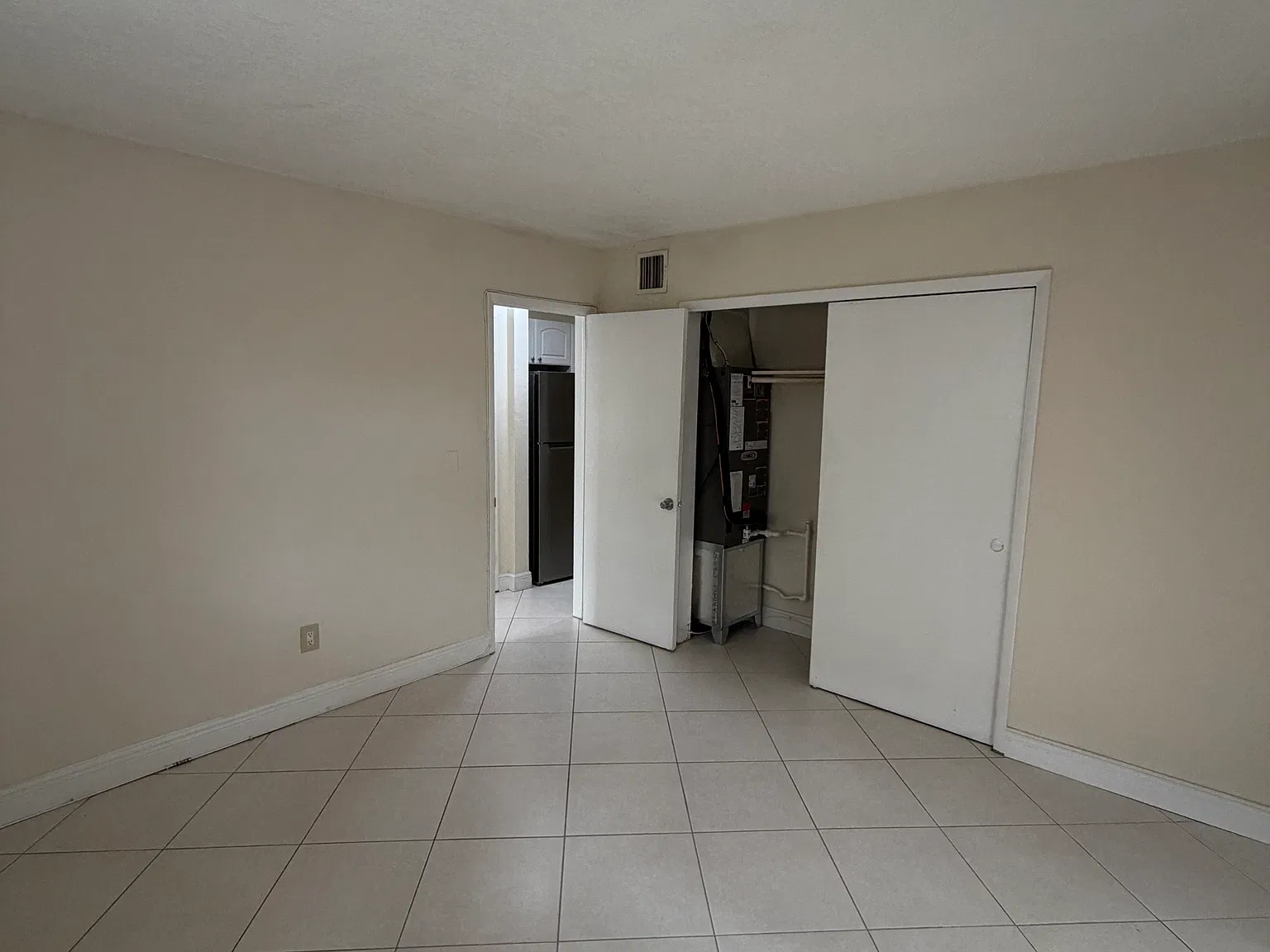 340 - Hemingway At Wilton Manors LLC - 3-612 — Photo 4