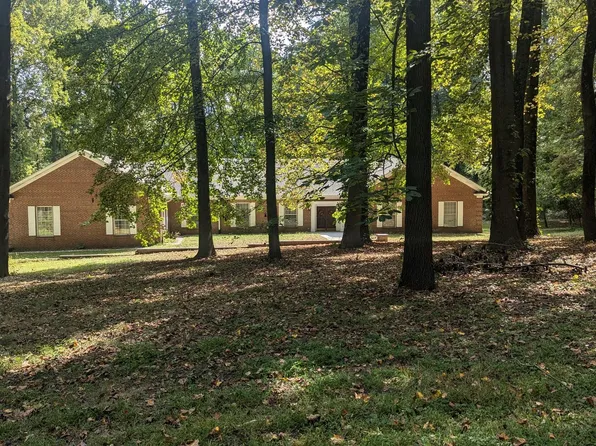 20 Holly Ln, Pilesgrove, NJ 08098