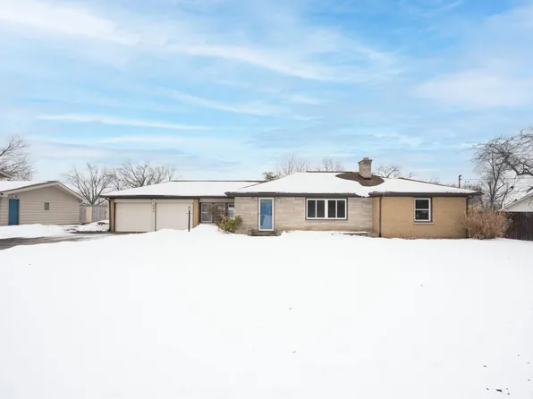 324 Burrwood Ave, Portage, MI 49002