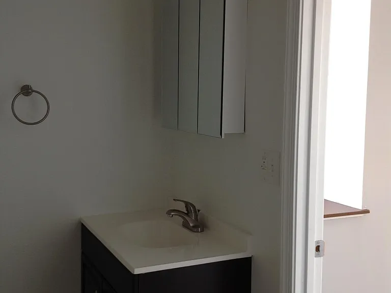 6 N 18th St #301 — Photo 13