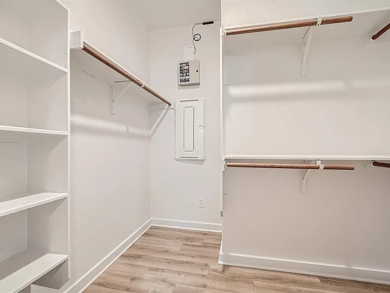 203 Pinkerton Dr — Photo 19