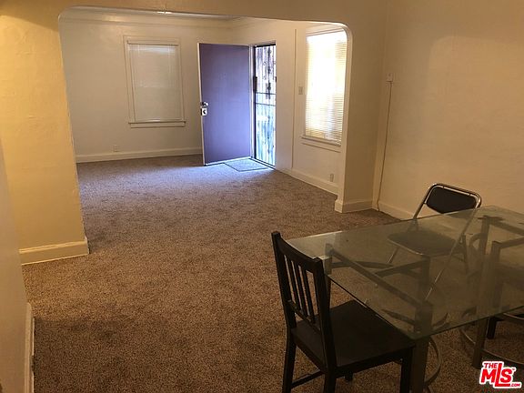5th image of 709 W 54th St
