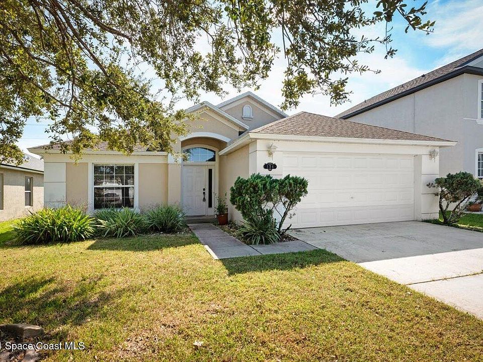 1st image of 134 Sedgewood Cir