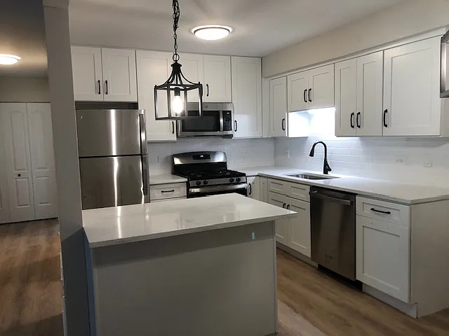 3515 Central Rd #1
