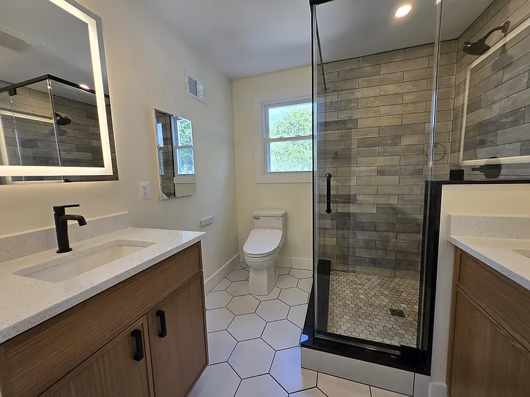 2949 Rosemary Ln — Photo 12