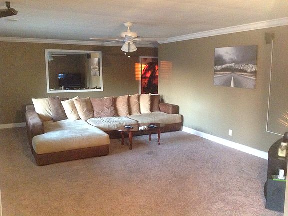 3rd image of 3232 Powhattan Pl