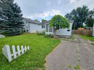 261 Parkway Ave, Georgina, ON L4P 2W1