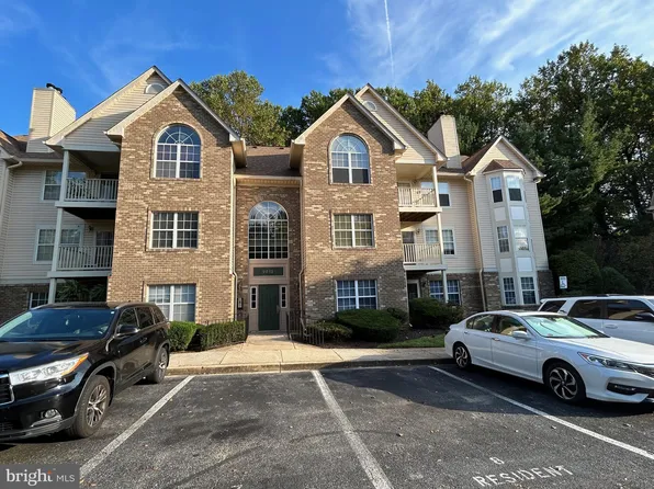 9812 Lake Pointe Ct APT 303, Upper Marlboro, MD 20774