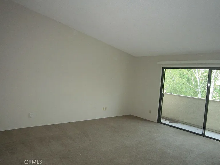 26334 W Bravo Ln — Photo 45