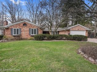 41870 Chattman St, Novi, MI 48375