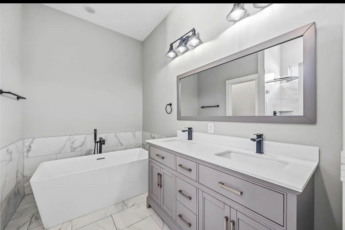 3 bed, 2.5 bath, 1500 sqft, $2,189 — Photo 4