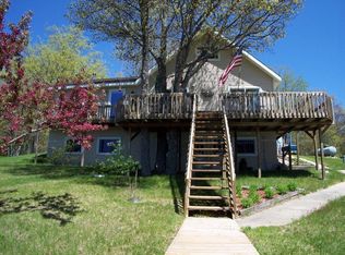 6192 Beach Rd, Johannesburg, MI 49751