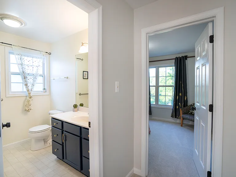 2184 Autumnwood Dr — Photo 35