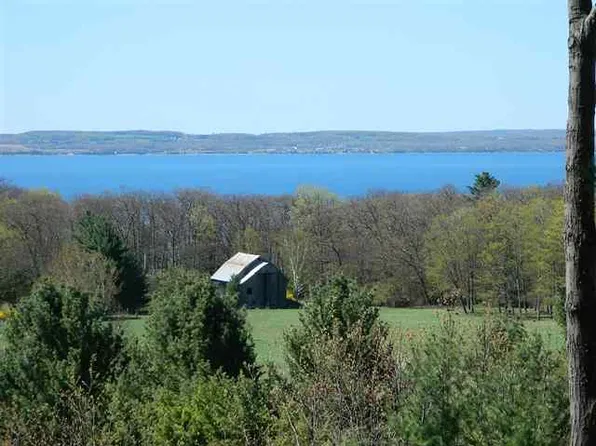 5695 Weatherly, Harbor Springs, MI 49740