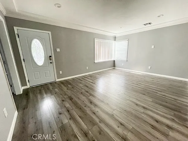 3 bed, 1000 sqft, $3,600 — Photo 3