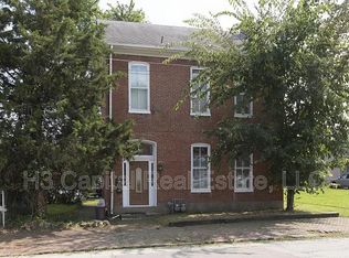 522 E A St #B, Belleville, IL 62220