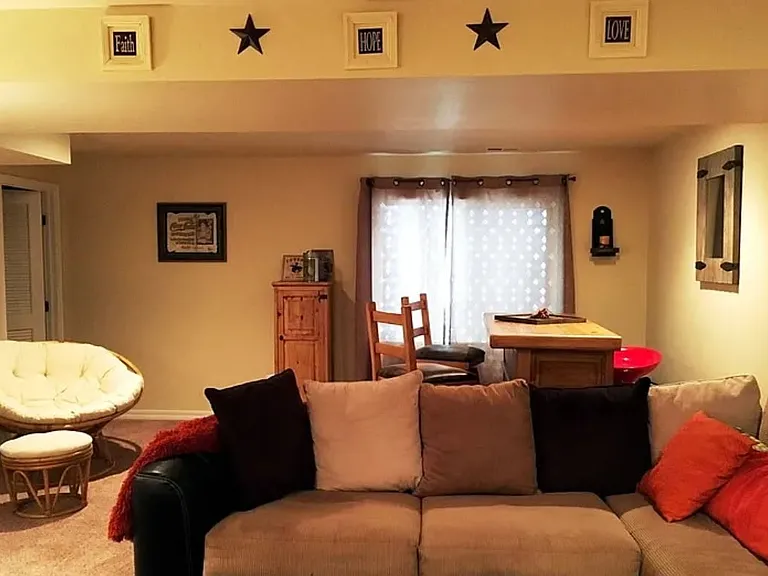 2651 Lynbarton Point — Photo 13